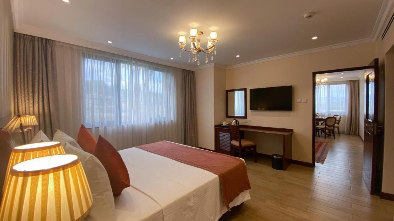 Sarova Woodlands Hotel And Spa Накуру Екстер'єр фото