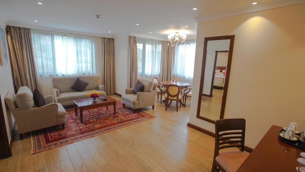 Sarova Woodlands Hotel And Spa Накуру Екстер'єр фото