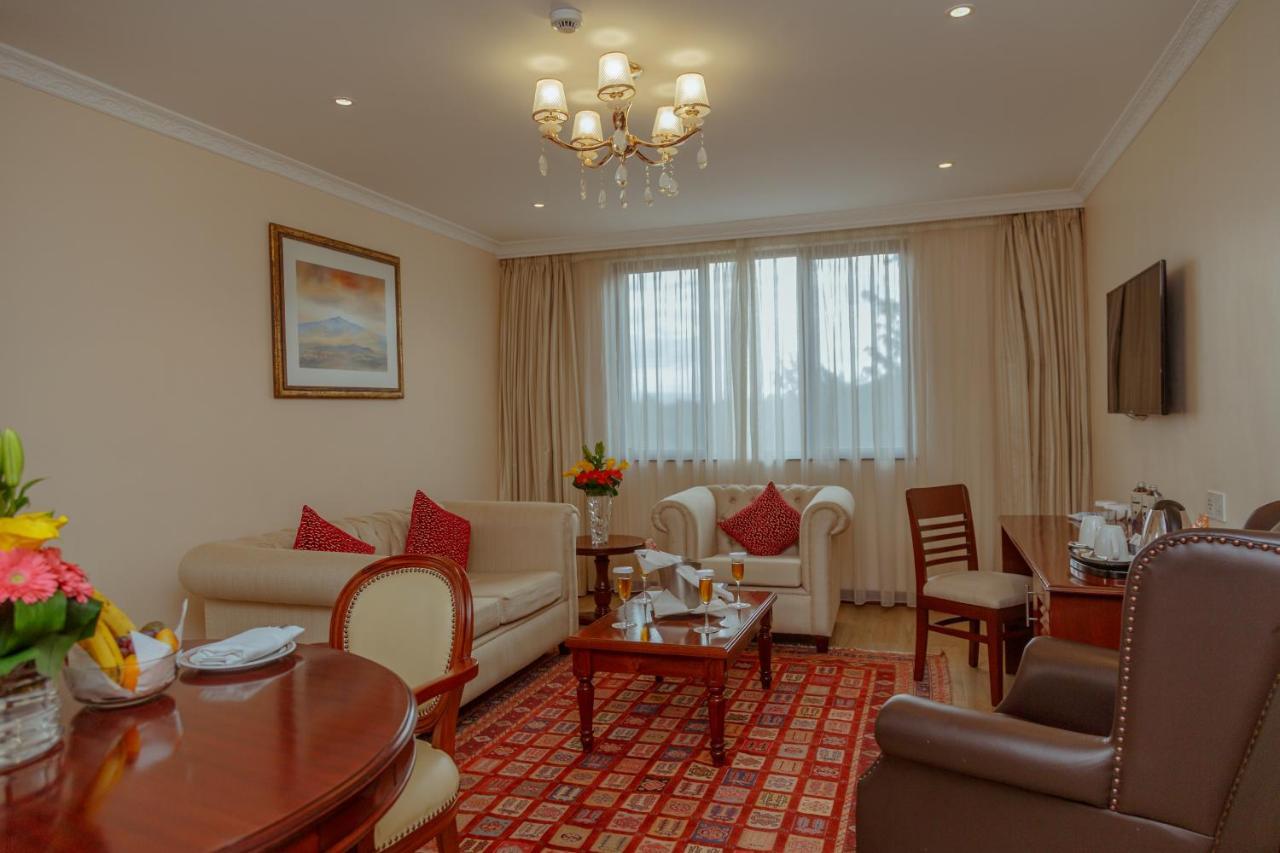 Sarova Woodlands Hotel And Spa Накуру Екстер'єр фото