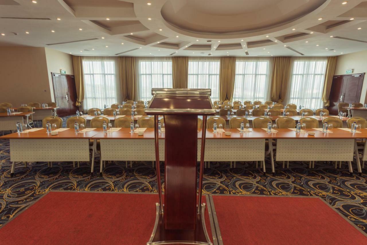 Sarova Woodlands Hotel And Spa Накуру Екстер'єр фото